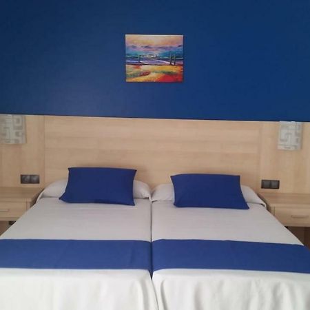 Hotel Rias Baixas Санксенсо Екстериор снимка
