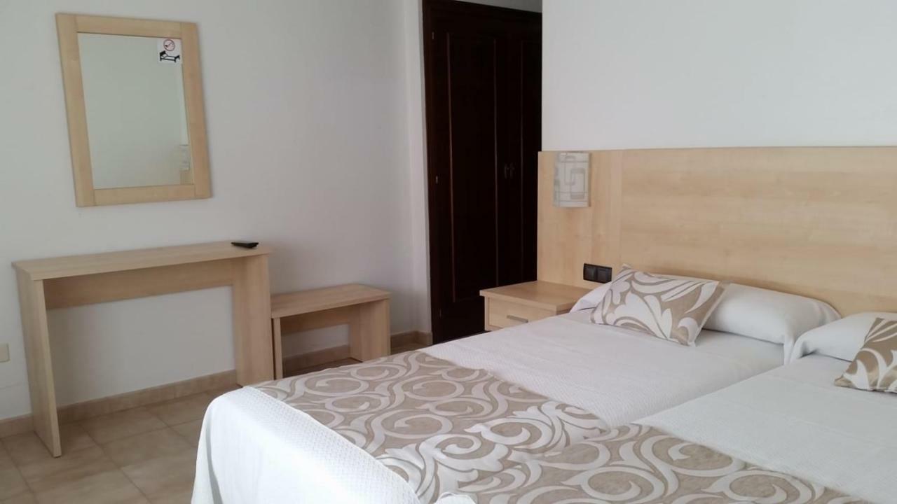 Hotel Rias Baixas Санксенсо Екстериор снимка